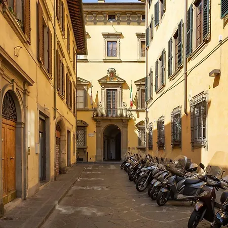 Alojamento de Acomodação e Pequeno-almoço Palazzo Graziani 2*