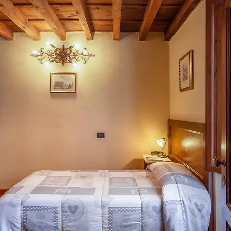 Palazzo Graziani Bed & Breakfast
