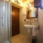 Palazzo Graziani Bed & Breakfast