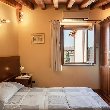 Bed & Breakfast Palazzo Graziani 4*